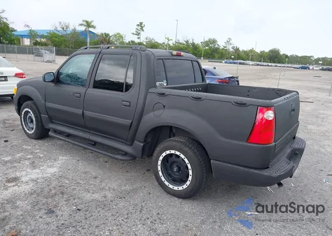 2001 Ford Explorer Sport Trac z USA, uszkodzony, nr VIN 1FMZU67E41UA15056